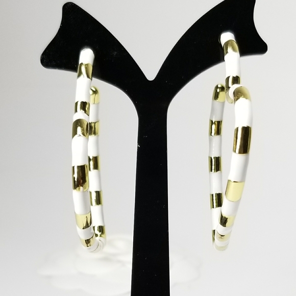 NEW Enamel Heart Hoop Earrings - Picture 4 of 9